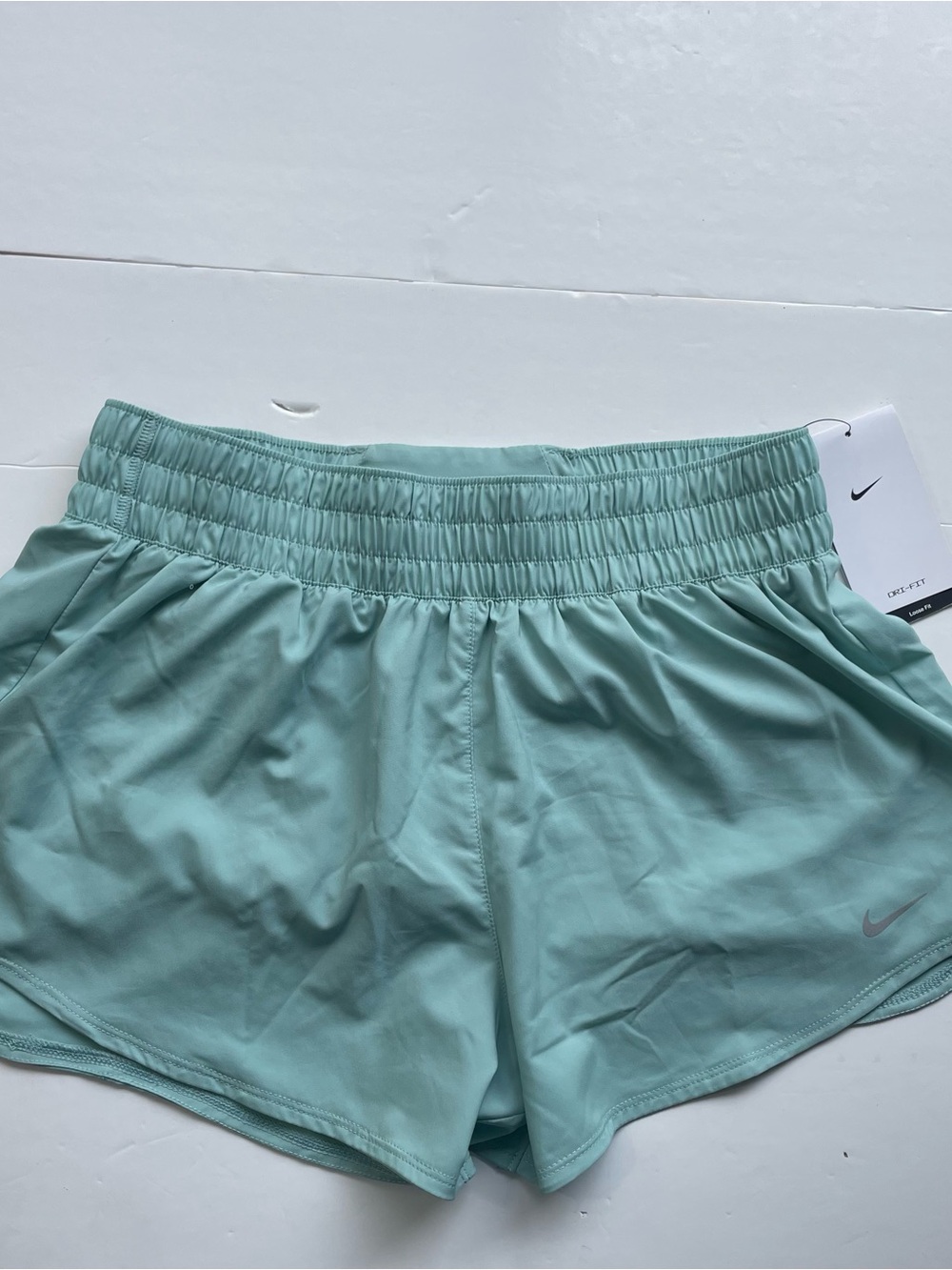 Nike Women’sOne Dri-FIT Mid-Rise 3" Brief-Lined Shorts Mint Green Size M NWT